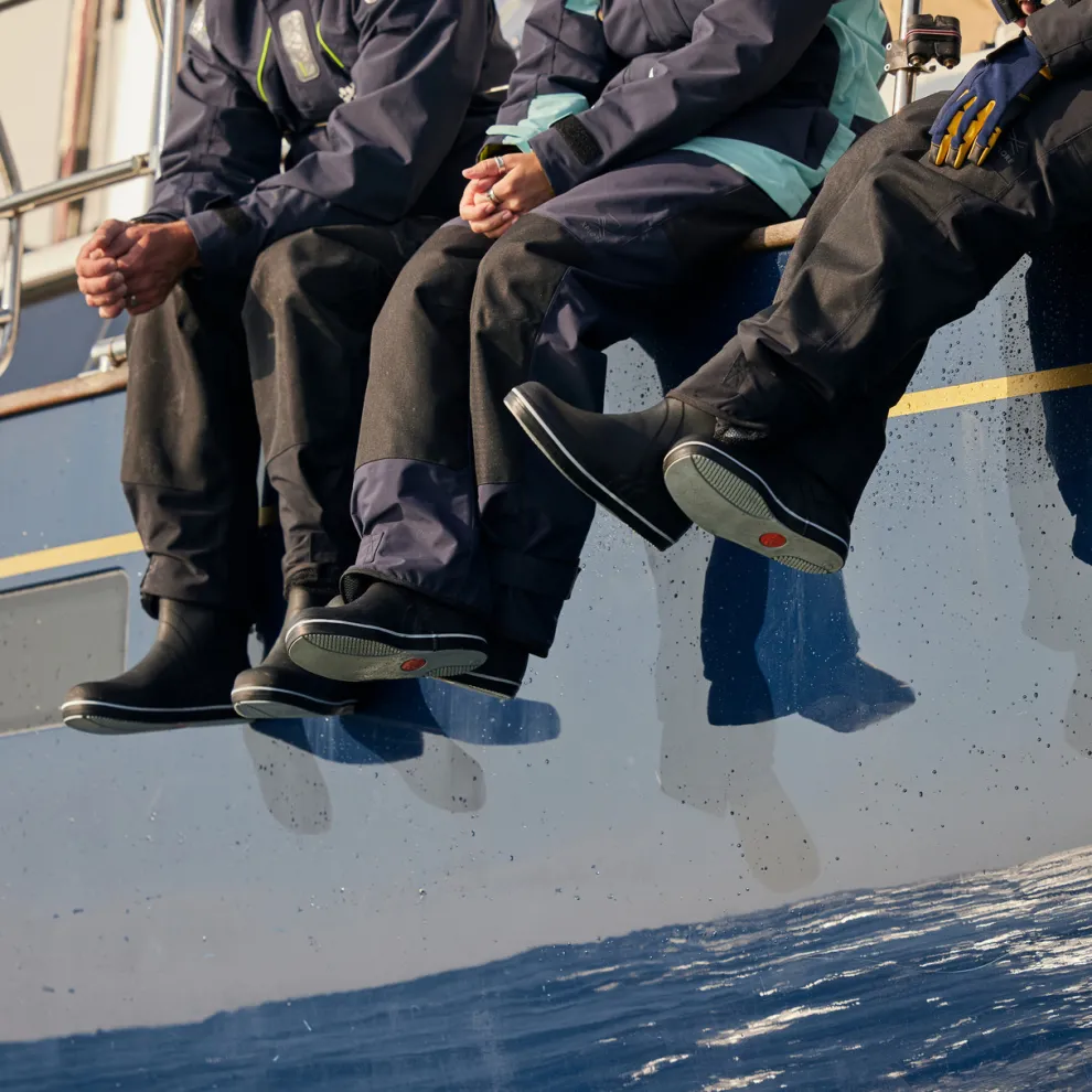 Short Cruising Boots